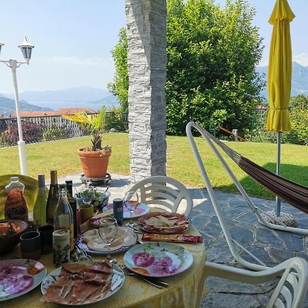 Bnbook Apartment La Motte Luino Ngoại thất bức ảnh
